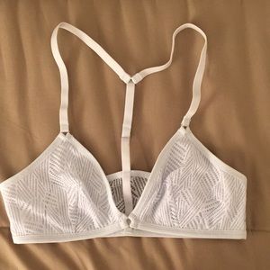 Brand new aerie racerback bralette!